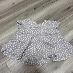 美品 プティマイン 花柄フリルティアードトップス 80センチ