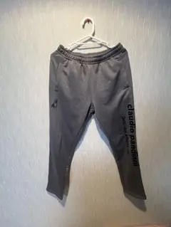 claudio pandiani グレー ジョガーパンツ