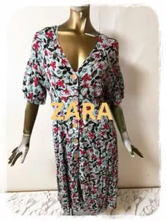 ☘️T18320☘️ZARA ボタニカルフラワー Vネック ボタンワンピース M