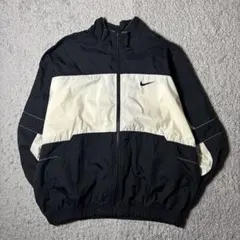 ナイキ　NIKE ナイロンジャケット　ワンポイント刺繍　ロゴ刺繍　90s 白タグ