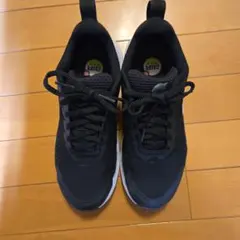 ナイキ NIKE AIR MAX NUAXIS