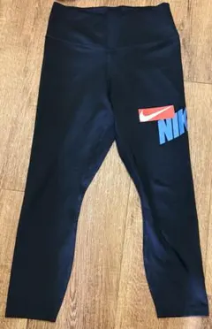 NIKE パンツのサムネイル