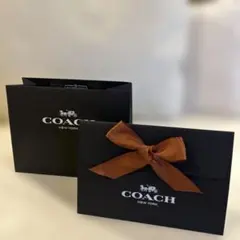 COACH リボン付きギフトボックスとショッパー