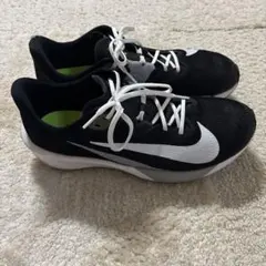 ライバルフライ スニーカー