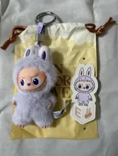 POPMART Pin For Love イニシャルラブブ E