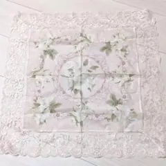 【新品】ピエールカルダン　ハンカチ　レース　花柄