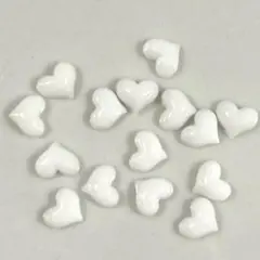 5ミリ ぷっくり　ハート　ネイルパーツ　15粒セット オフホワイト