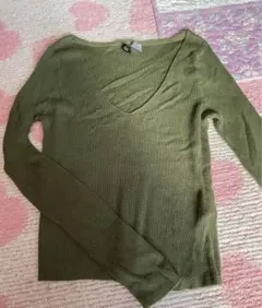 H&M レディース　ニット　薄手　ニットトップ　Vネック　S カーキ