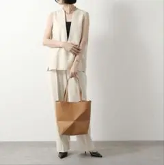 m*n様 LOEWE　オリガミ　 ベージュ レザー m*n様 LOEWE オリガミ ベージュ レザー - メルカリ