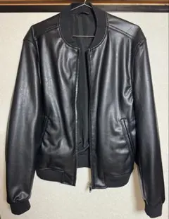 ZARA 黒レザーボンバージャケット