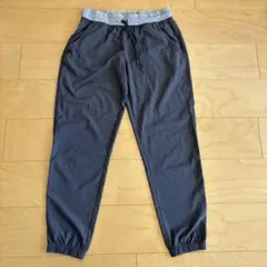 Nike DRI-FIT グレー ジャージパンツ Mサイズ