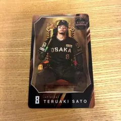 阪神タイガース 佐藤輝明 B-LUCK DYNAMITE 2026 カード - メルカリ