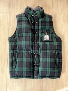 ダウンベスト　メンズ 緑と黒のチェック