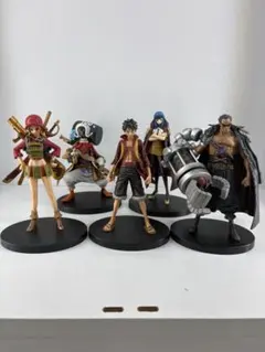 ONE PIECE 麦わらの一味 コンプ9体セット - メルカリ