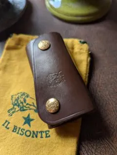 イルビゾンテ IL BISONTE 4連キーケース ダークブラウン 男女兼用