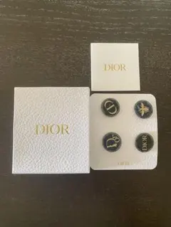 【新品未使用】DIOR ノベルティ ピンバッヂセット