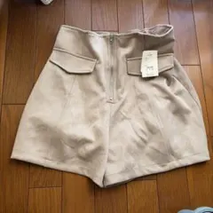 【新品未使用】TipTop ベージュ ハーフパンツのサムネイル