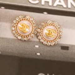 Item thumbnail for item a615ea49-c76d-48fe-8df6-e34d5ab3af5d