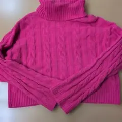 GU ケーブル編み タートルネックニット ピンク系 M