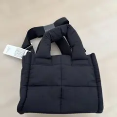 新品、未使用☆GU パフミンショルダーバッグ　黒