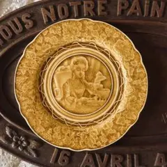 アンティーク♪装飾的なプレート