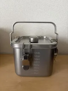 給食缶ミニ　角型　未使用品のサムネイル