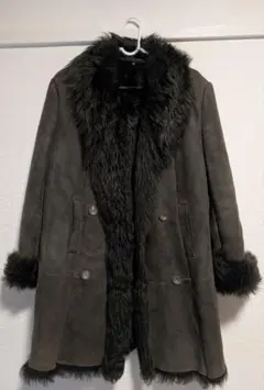 2026年最新】GUCCI ムートンコートの人気アイテム - メルカリ