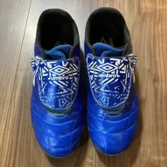 21cm umbro サッカーシューズ　トレーニングシューズ