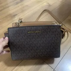 MICHAEL KORS ブラウンショルダーバッグ