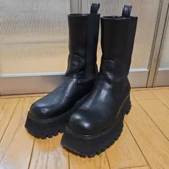 厚底 サイドゴアブーツ ブラックのサムネイル