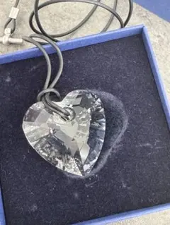 Swarovski ハート型クリスタルネックレス