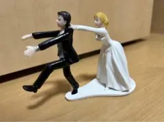 ウェディングケーキトッパー