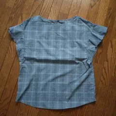 GU グレー系チェック フレンチスリーブ シャツ Sサイズ