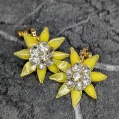 Item thumbnail for item bbb2c6f9-15ab-4989-8497-4f0b78ef6a86