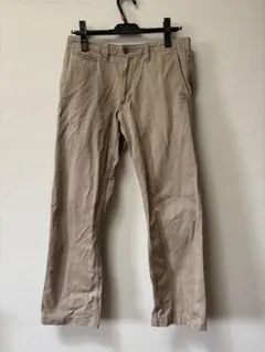 ユニクロ　ベージュ スリムフィット チノパン