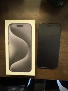 iPhone 15pro 256GBブラックチタニウムSIMフリー
