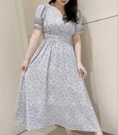 MIIA パフスリーブマキシワンピース 水色 小花柄