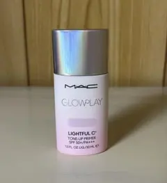 MAC GLOWPLAY LIGHTFUL C3 トーンアッププライマー