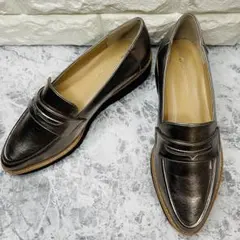carino カリーノ コインローファー 23.0cm シルバー レディースのサムネイル