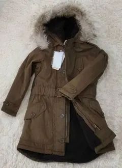 新品　未使用　タグ付き バーバリー　BURBERRY コート　カーキ　130
