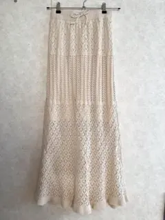 【GU】アイボリー レーシーニットロングスカート