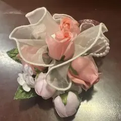 ピンクの花束ブローチ 花飾り 大サイズ レースとリボン付き 卒業式 祝い事