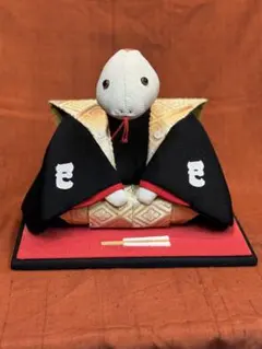 干支飾り置物　巳年のサムネイル
