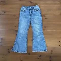 か*ち様 LOWRYS FARM デニム　フレアパンツ　110-120のサムネイル