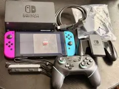 【中古】Nintendo Switch本体　付属品、箱付き