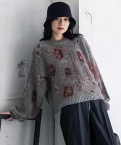 JEANASIS 5Gフラワーラメフェザープルオーバー