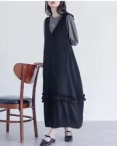 新品同様☆オシャレウォーカー☆somari☆黒☆フリルが可愛いジャンパースカート