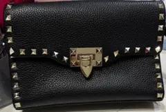 VALENTINO ヴァレンティノ ロックスタッズ ショルダーバッグ black