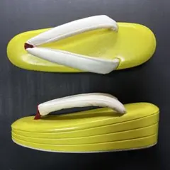 Item thumbnail for item 571cc4e7-1cfa-4062-aa7d-2fb4dc1f1e8e