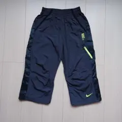 Nike ハーフパンツ　七分丈　 黒/緑